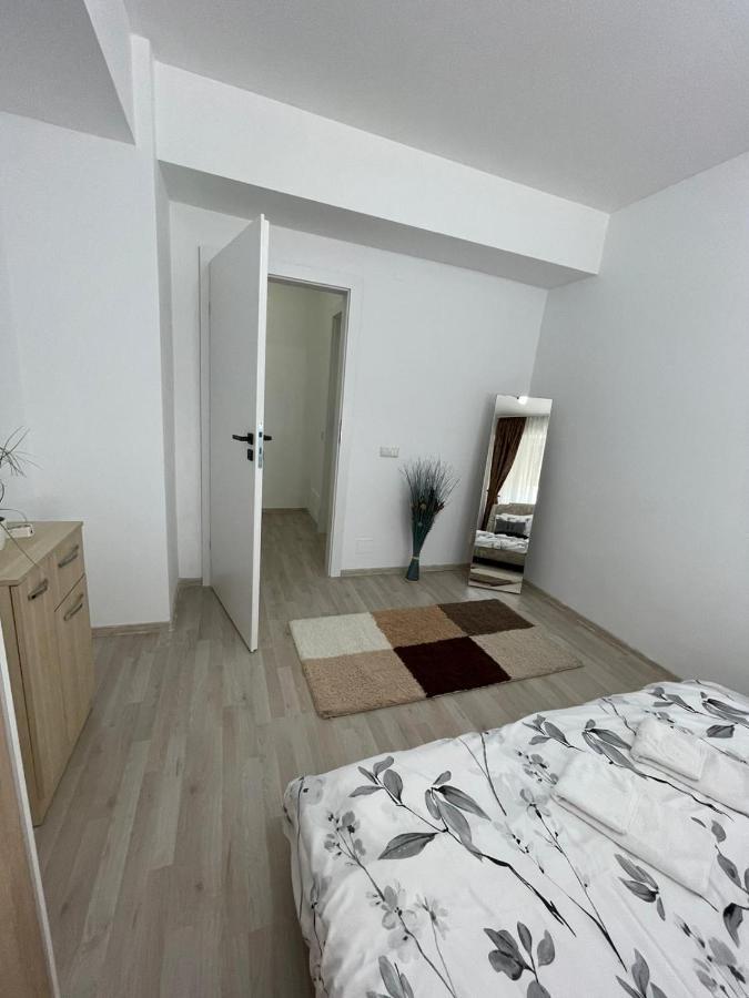 Class Deluxe Apartments Oradea Exterior foto